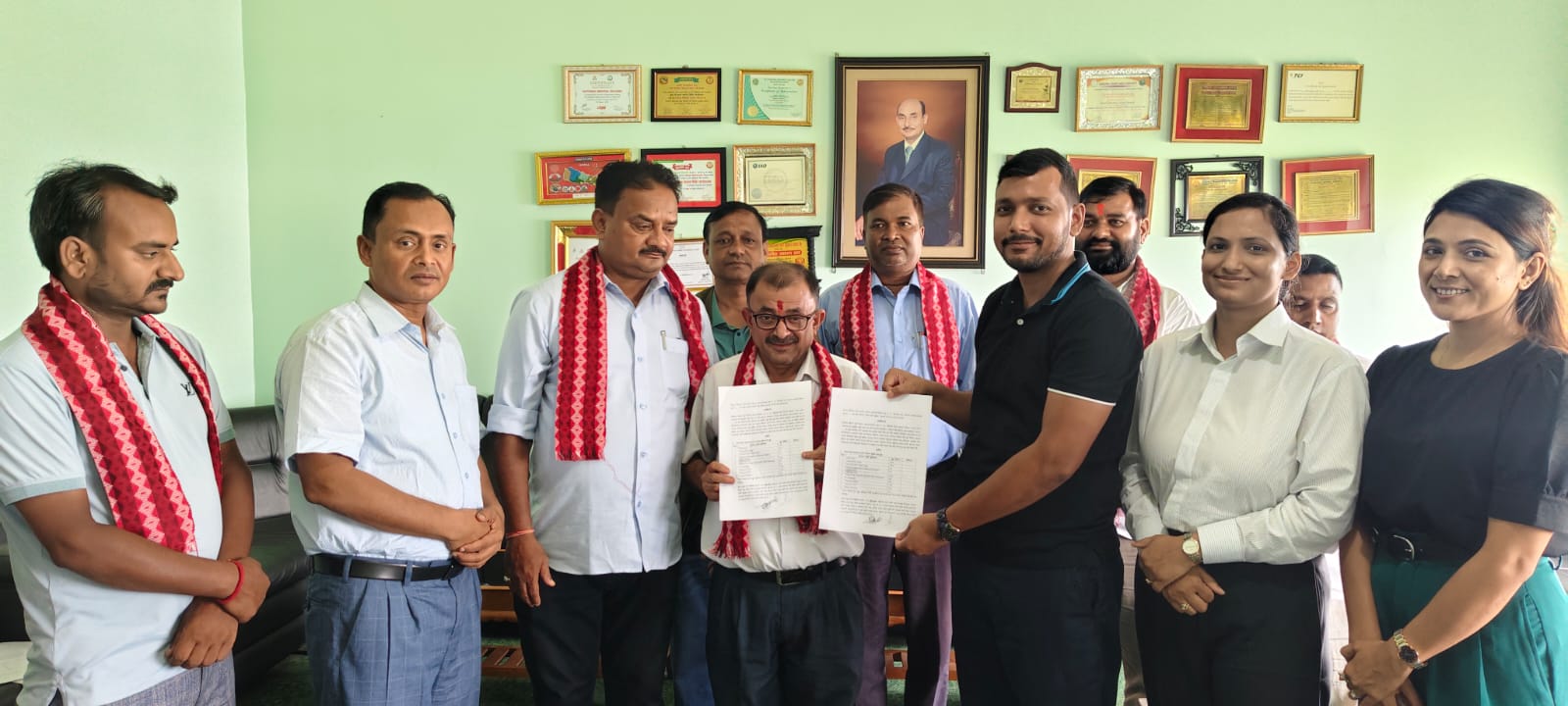 पर्साको भेडीयाही स्थित नेशनल मेडिकल कलेज र वीरगन्ज महानगरपालिकाका पुनः  ७ वटा वडाबिच स्वास्थ्य उपचार सेवा सुविधा उपलब्ध गराउने सम्झौता भएको छ ।
