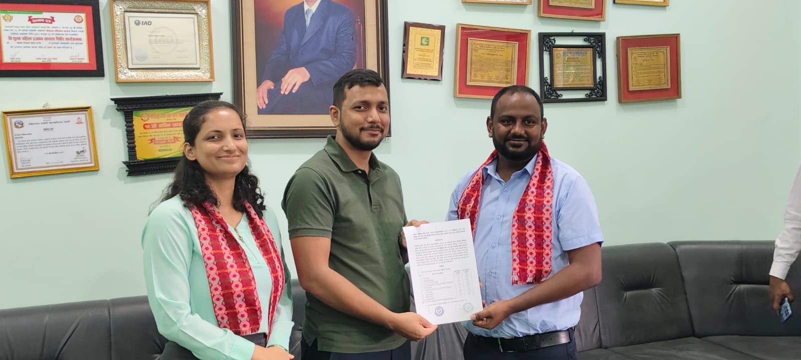 नेशनल मेडिकल कलेज र पर्साका सहकारी (साकोस) बिच स्वास्थ्य उपचार सेवा सुविधा उपलब्ध गराउने सम्झौता