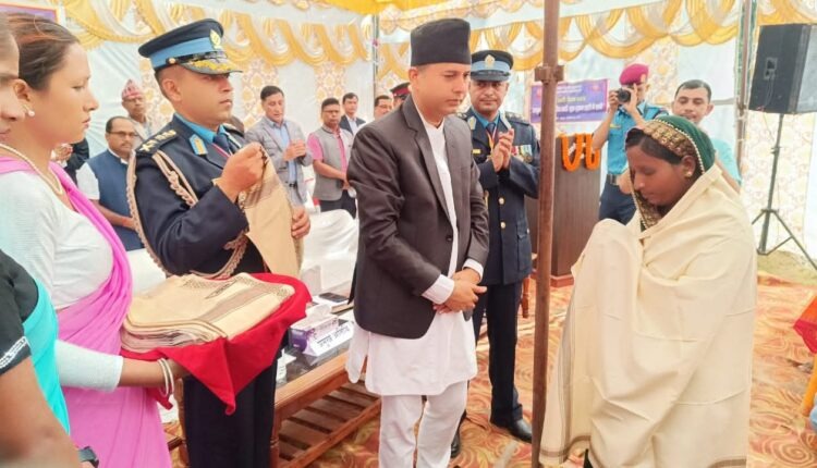 पर्सामा प्रहरी दिवस मनाइयो — प्रहरी सेवामा उल्लेखनीय योगदानकर्तालाई सम्मान।