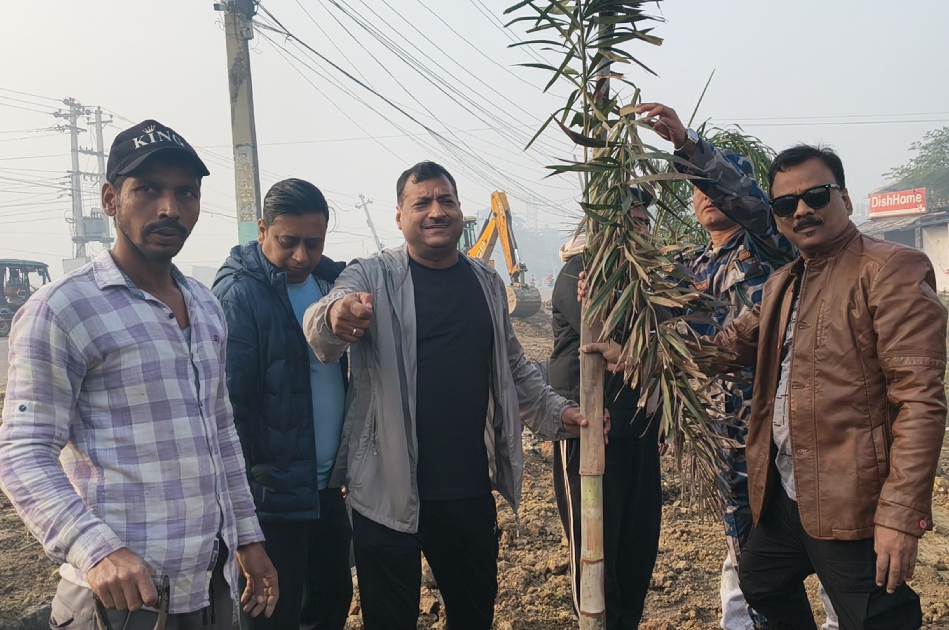 बृहत वृक्षारोपण अभियानको ३४औँ दिन : भारतीय दूतावास अधिकारीको विशेष उपस्थिति।