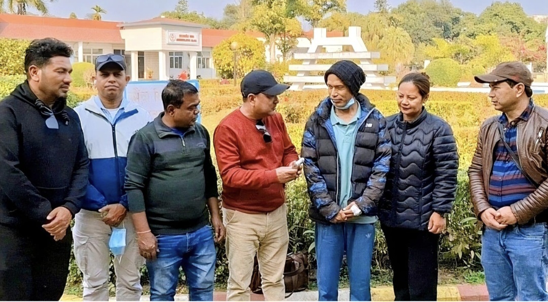 वीरगन्ज युवा समाजद्वारा क्यान्सर पीड़ितलाई आर्थिक सहयोग ।