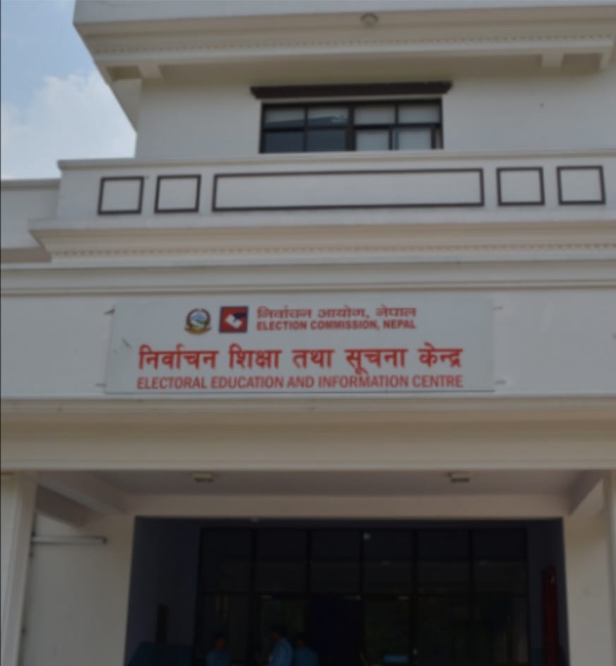 निर्वाचन आयोग को निर्णय: फागुन २० रातिदेखि सवारी सञ्चालनमा रोक।