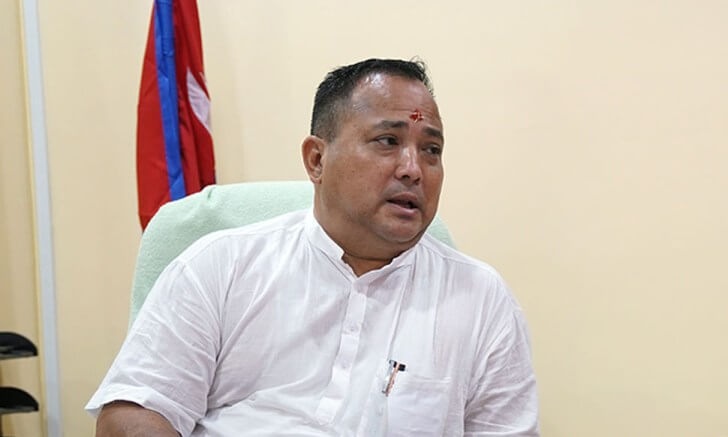 प्रमुख प्रशासकीय अधिकृत विवादले वीरगन्ज महानगर ठप्प, सेवा प्रभावित।