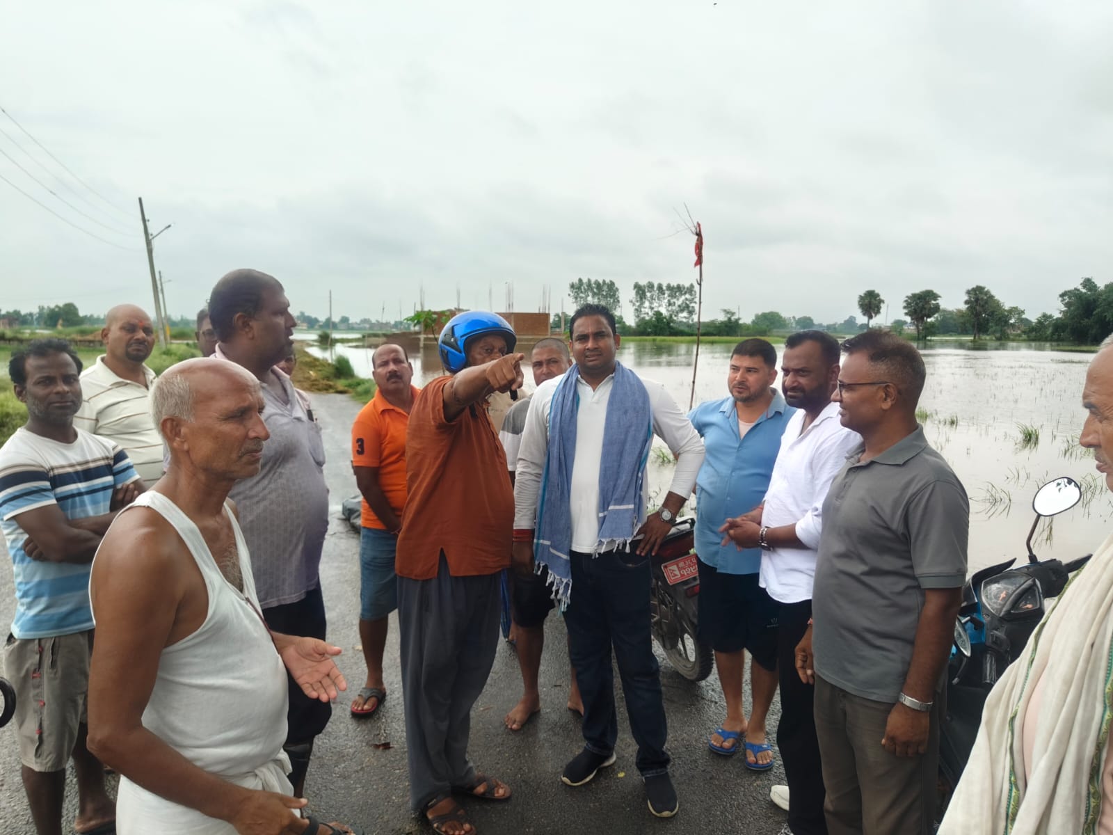 डुबान प्रभावित क्षेत्रको स्थलगत निरीक्षणमा सांसद सुशील कानु ले निरीक्षण गर्नु भयो ।