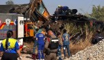 बैंककबाट उत्तर–पूर्व जाँदै गरेको रेलमाथि क्रेन खस्दा २२ जनाको मृत्यु।