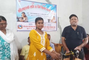 एक महिने सिलाई कटाई तालिम  तथा मेसिन वितरण तालिममा सिकेका सीपले आत्मनिर्भर बन्न वडा अध्यक्ष गुप्ताको भनाइ ।।