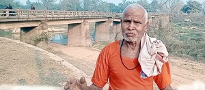 तिलावे पुल जीर्ण हुँदा वीरगञ्ज–बहुदरमाई आवागमन ठप्प, हजारौं स्थानीय प्रभावित।