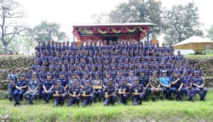 कठिन कमाण्डो तालिम सफलतापूर्वक पूरा, आईजीपी कार्कीले गरे सम्मान।