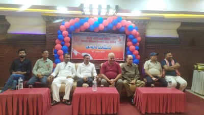 ब्लड डोनर्स एसोसिएसन नेपाल पर्सा द्वारा रक्तदाता र रक्तदान कार्यक्रम आयोजना गर्ने संस्थाहरुलाइ सम्मान ,वीरगन्ज ३ का वडाअध्यक्ष बैजु द्वारा रक्तसञ्चार केन्द्रमा एसी लगाउने घोषणा ।