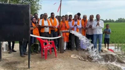 झौवामा सिचाइ बोरिङ जडान,किसानहरु हर्षित, श्रावण १६ गते, पर्सा।