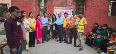 विश्व लायन्स सेवा दिवसको अवसरमा दृष्टिविहिन विद्यार्थीहरूलाई खाजा तथा पेनड्राइभ वितरण।