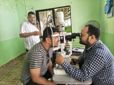 विश्व दृष्टि दिवसको अवसरमा निःशुल्क आँखा परीक्षण कार्यक्रम सम्पन्न।