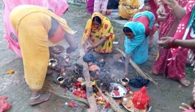 मधेसमा परम्परागत ‘गोधन कुट्ने पर्व’ धार्मिक आस्थासहित सम्पन्न।