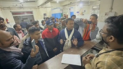 मधेश भवन अगाडिको विवादपछि घाइते नागरिकलाई सरकारले गर्‍यो निःशुल्क उपचारको व्यवस्था।