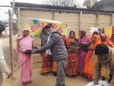 वीरगन्ज कपडा बैंक द्वारा कालिकामाइमा नि:शुल्क कम्बल वितरण ।