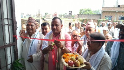 पूर्व मुख्यमन्त्री लालबाबु राउत द्वारा प्रौढ संघको वृद्धाश्रम समुदघाटन ।