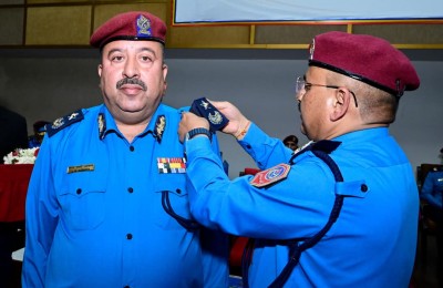 प्रहरी महानिरीक्षक दिपक थापाज्यूको प्रमुख आतिथ्यमा पदोन्नती हुनुभएका प्रहरी अतिरिक्त महानिरीक्षकहरुको दर्ज्यान्यी चिन्ह सुशोभन कार्यक्रम सम्पन्न |