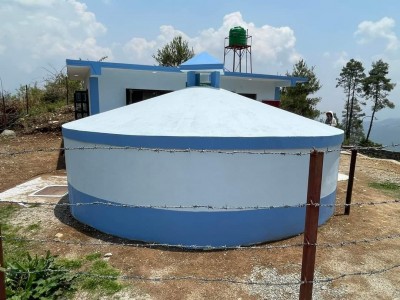 एका विहानै कुवामा पुग्नैपर्ने, नपुगे दिनभरी घरमा ‘थोप्पो’ पानी हुँदैन थियो ।