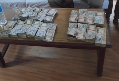 सशस्त्र प्रहरी बल नेपाल बाराको टोलीद्वारा स्रोत नखुलेको १५ लाख सहीत एक जना व्यक्ति