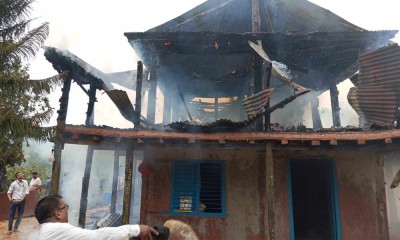 मकवानपुरगढीका अध्यक्षको घरमा आगलागी  मकवानपुरको मकवानपुरगढी गाउँपालिकाका अध्यक्ष दोर्जे लामा स्याङतानको घरमा आगलागी भएको छ ।