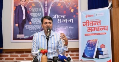 डा. ओम फाउन्डेसनद्वारा जेहेन्दार विद्यार्थीलाई छात्रवृत्ति