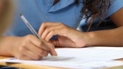 बारामा एसईईको प्रश्नपत्र बाहिरिएपछि केन्द्राध्यक्षसहित ५ जना निलम्बीत, विद्यार्थीको परीक्षा रद्ध