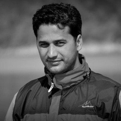 ‘मिटर ब्याजीका नाइके’ राजकुमार बराल पक्राउ, शक्ति केन्द्र र प्रभावशालीहरूसम्म फैलिएको सञ्जाल खुल्ने आशा ।