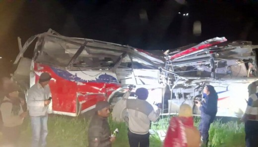 बैतडीमा जन्ती बोकेको बस दुर्घटना: मृतक संख्या १३ पुग्यो, सबैको सनाखत।