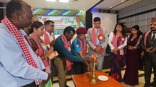 बिरगंज रानिघाटस्थित बिपिएस +2 कलेजद्वारा कक्षा १२ का विद्यार्थीहरूलाई भावपूर्ण बिदाई गरिएको छ।