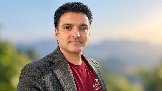 स्याङ्जाको मान्केदेखि जर्मनीसम्मको संघर्ष : कांग्रेस केन्द्रीय सदस्यमा टंक लम्सालको दाबी।
