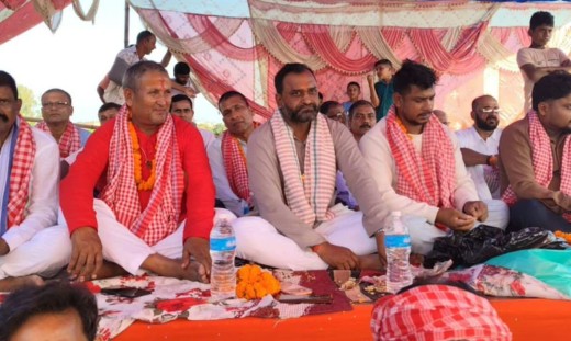 बहुअरीमा महाबिरी झण्डा मेलाको अवसरमा कुस्ती दंगल सम्पन्न, खेलाडीलाई विशेष प्याकेज ल्याउने सुधीर पटेलको प्रतिबद्धता।