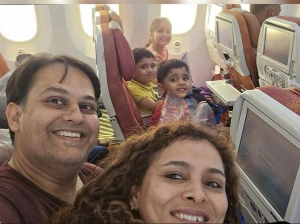 अन्तिम सेल्फी । हिजो  भएको जहाज दुर्घटनामा एकै परिवारका ५ जनाको मृत्यु भएको छ ।