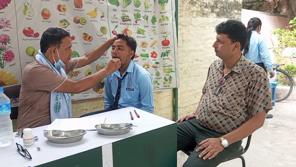 एभरेष्ट दन्त सेवा केन्द्रको सहयोगमा बिपिएस प्लस २ कलेजमा दन्त परीक्षण कार्यक्रम सम्पन्न ।