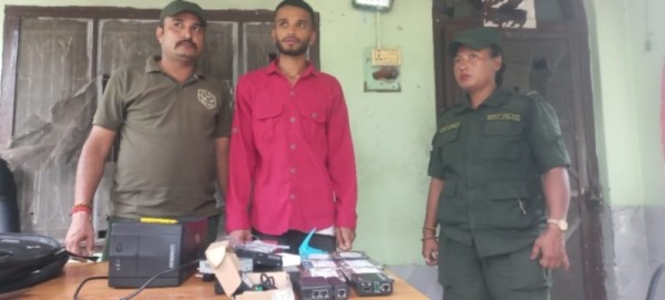 नगरप्रहरीद्वारा महानगरको सम्पत्ति लुट्ने पक्राउ।