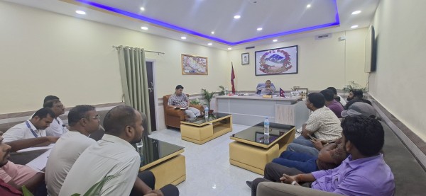 अव्यवस्थित इन्टरनेट , तार व्यवस्थापनमा वीरगञ्ज महानगरको कडा कदम: सोमबार पुनः बृहत् छलफल हुने।