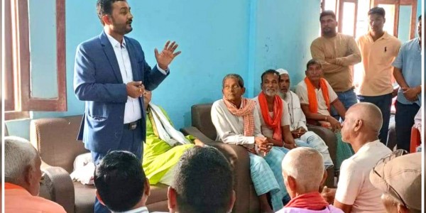 प्रदीप यादवद्वारा निर्वाचन केन्द्रित गतिविधिलाई तीव्रता