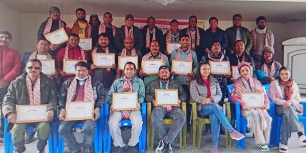 प्रेस चौतारी नेपालमा फर्किएका पत्रकार महासंघ बाराका अध्यक्ष रमेश सुवेदीलाई स्वागत