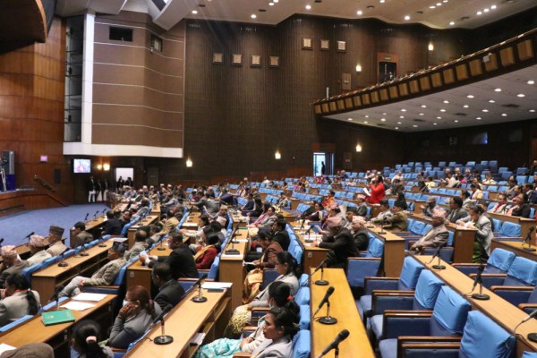 प्रतिनिधिसभाको बैठक सुरु : अध्यादेश प्रस्तुत नगरिने