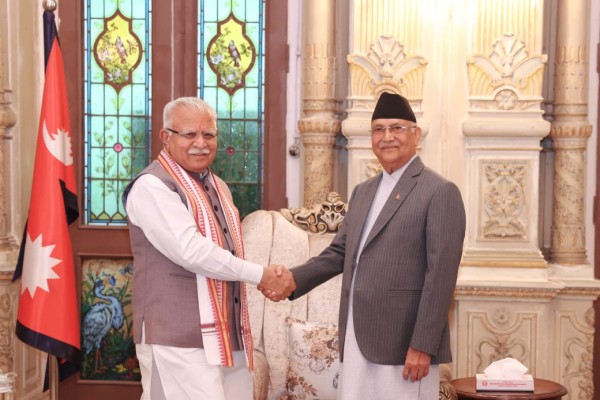 भारतीय मन्त्री खट्टरको भ्रमण- मोदी-ओलीबीच टेलिफोन संवाद