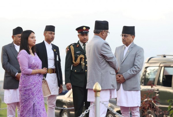 कार्यवाहक प्रधानमन्त्रीको जिम्मेवारी खड्कालाई