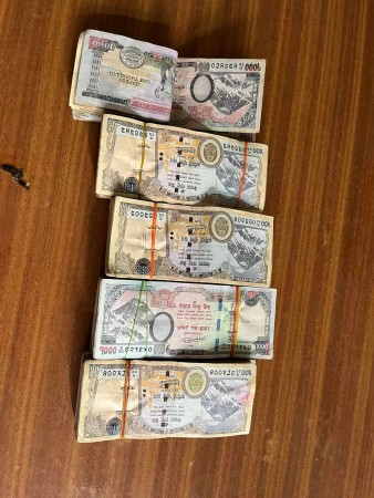 रौतहटमा हुण्डीको जालो तोड्दै सशस्त्र प्रहरी