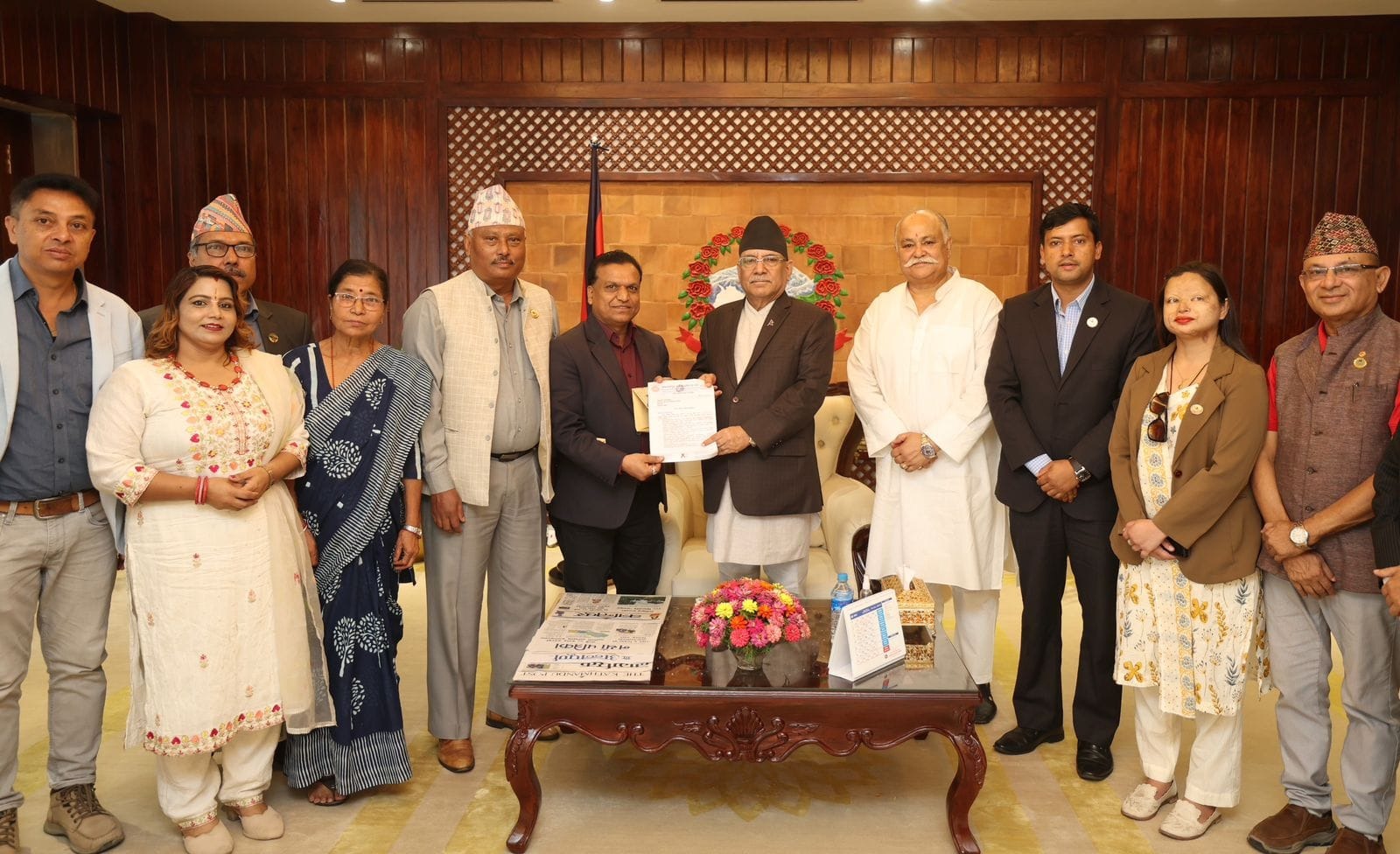 हेटौंडा बजार क्षेत्रको सडकका बारेमा प्रधानमन्त्रीलाई ध्यानाकर्षण पत्र