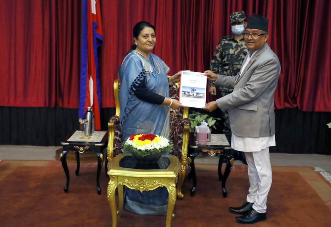 निर्वाचन आयोगले राष्ट्रपतिसमक्ष बुझायो राष्ट्रपति निर्वाचनको परिणाम