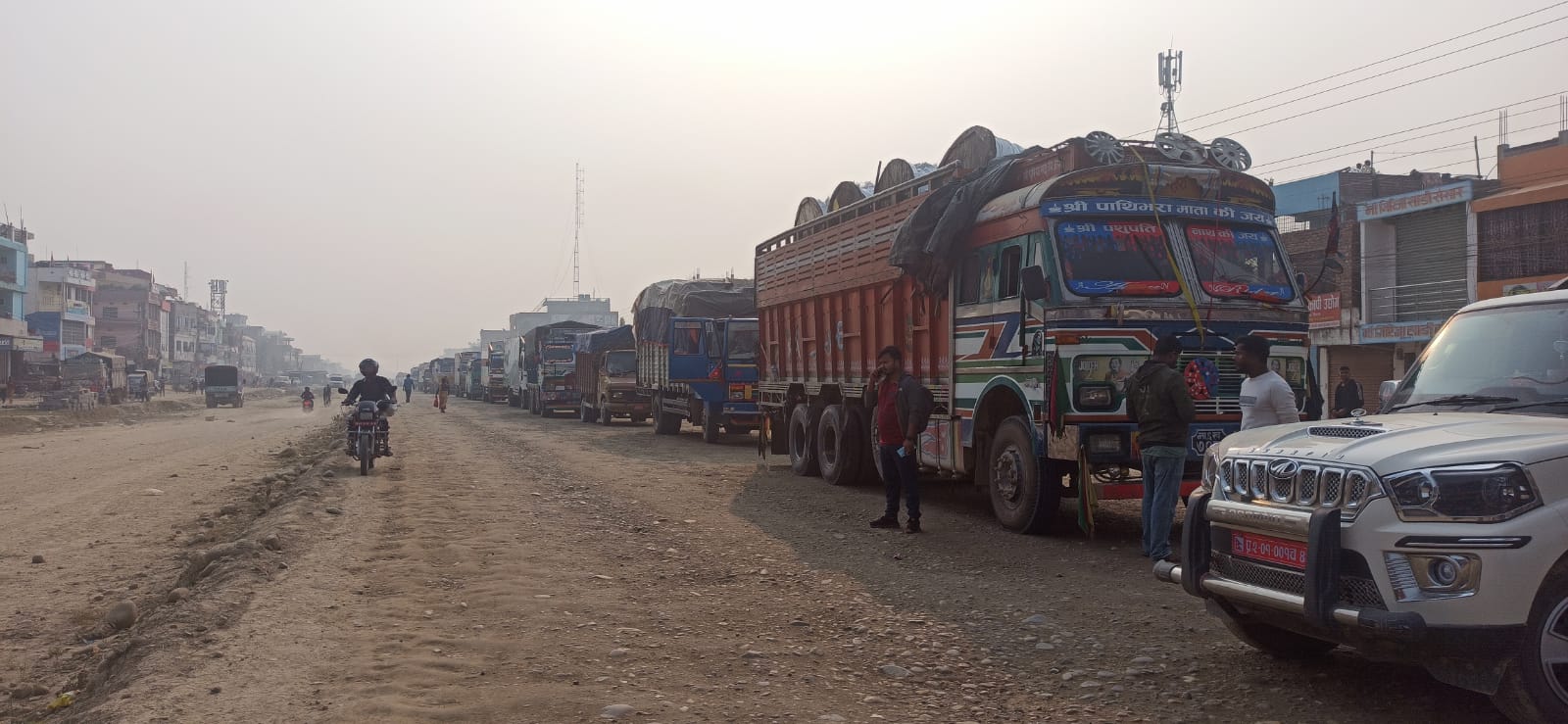 प्रधानाध्यापक मृत्यु प्रकरणः अनिश्चितकाल विद्यालय बन्दकाे घोषणा